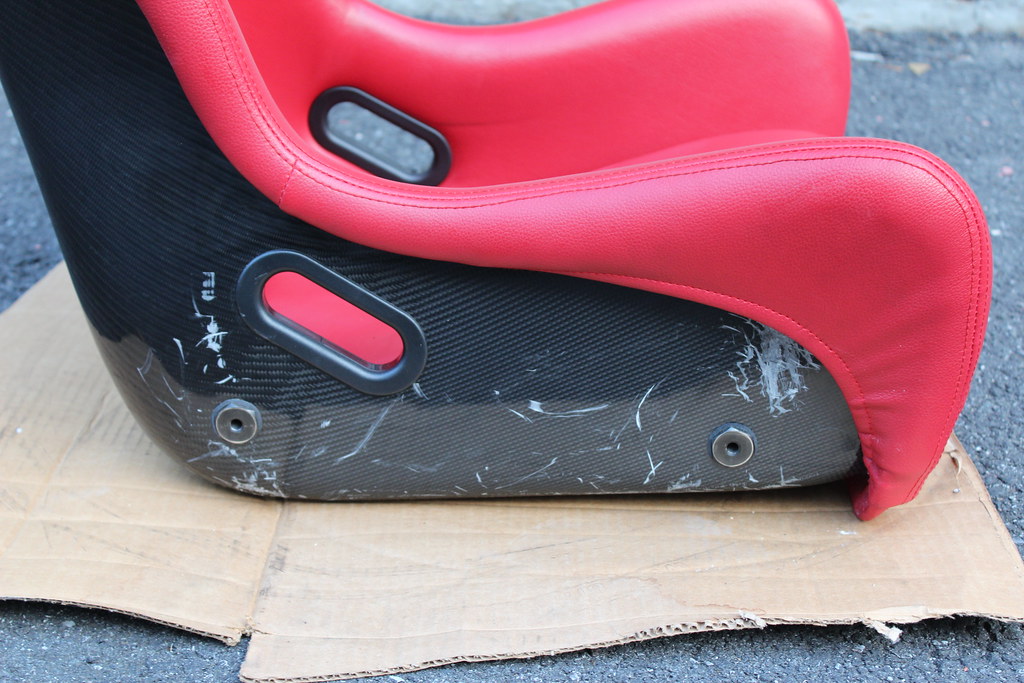 FS (For Sale) Status Ring Red Leather Bucket Seat NASIOC