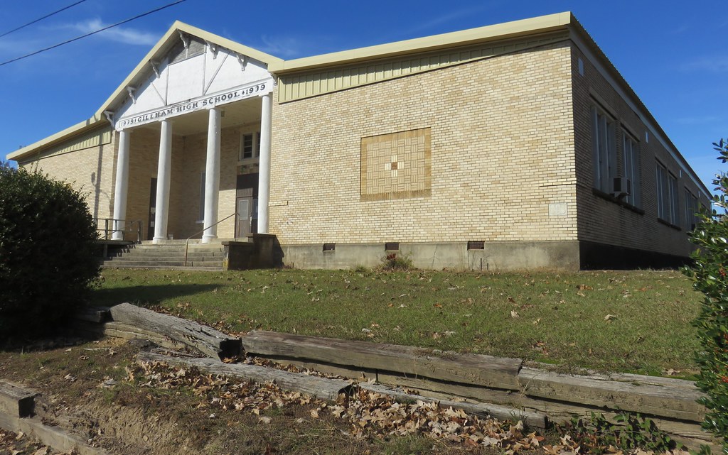 Elevation of La Perla, W Stillwell Ave, De Queen, AR, USA Topographic