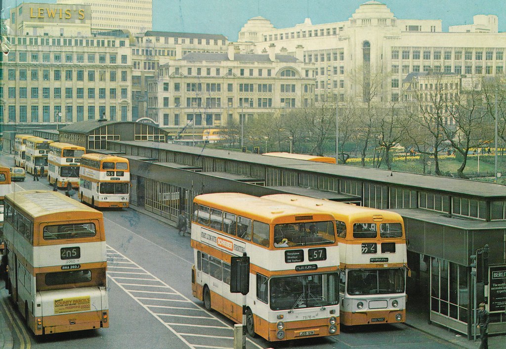 What colour should Greater Manchester's buses be? SkyscraperCity