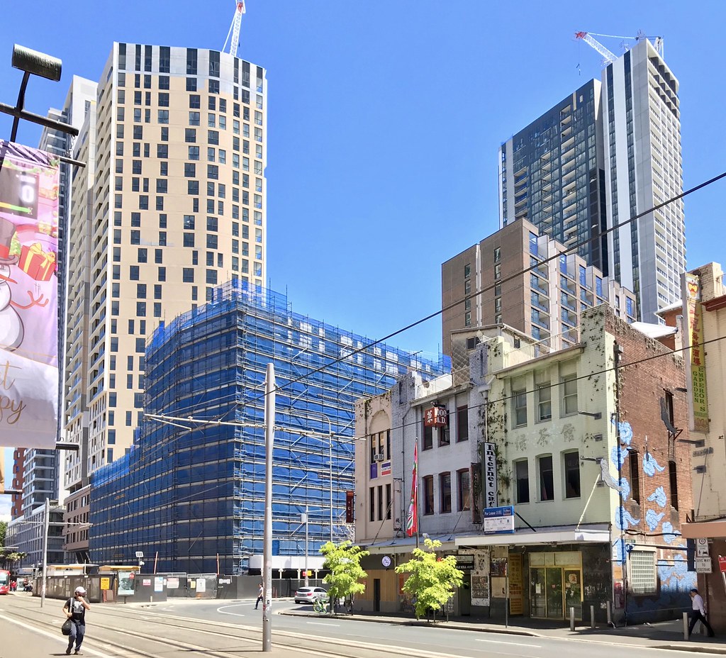 Completed DARLING HARBOUR Darling Square 2 x 40st/136m, 1 x 28st