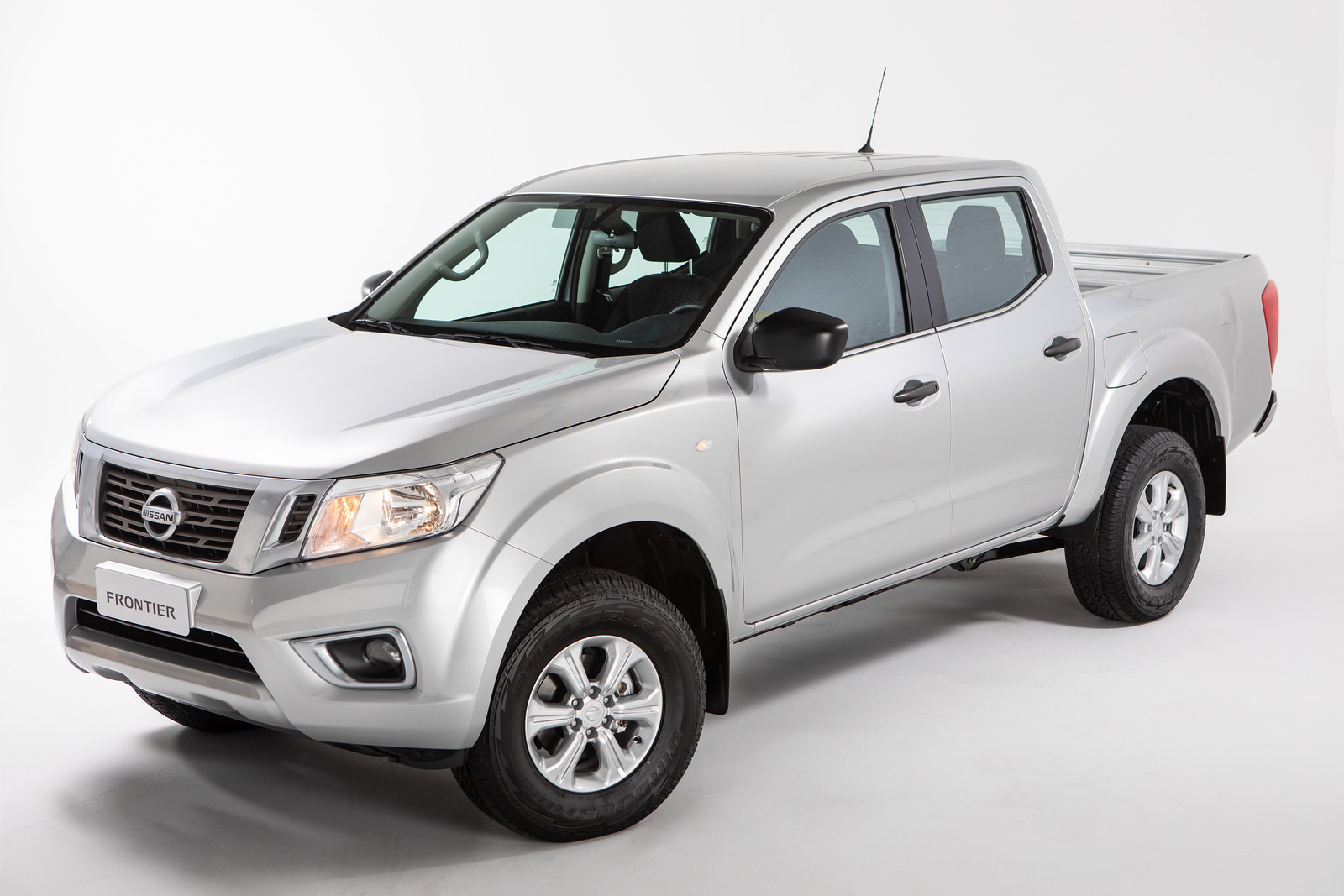 CarsDrive Córdoba Nissan agrega las versiones más baratas de la Frontier motor 2.3 de 160 CV (y