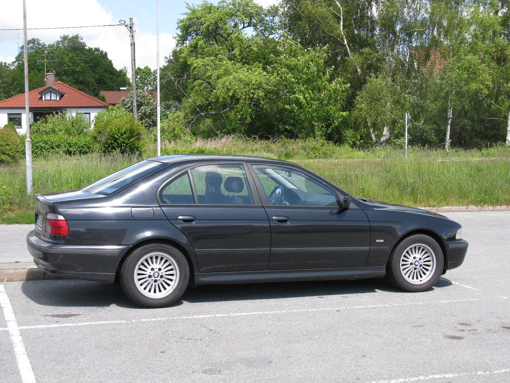 BMW 523i E39 a photo on Flickriver