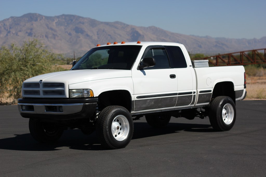 2002 Dodge Ram 2500 4x4 Diesel Truck For Sale