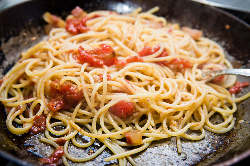 Spaghetti all'amatriciana (la vera ricetta, quella di Amatrice)