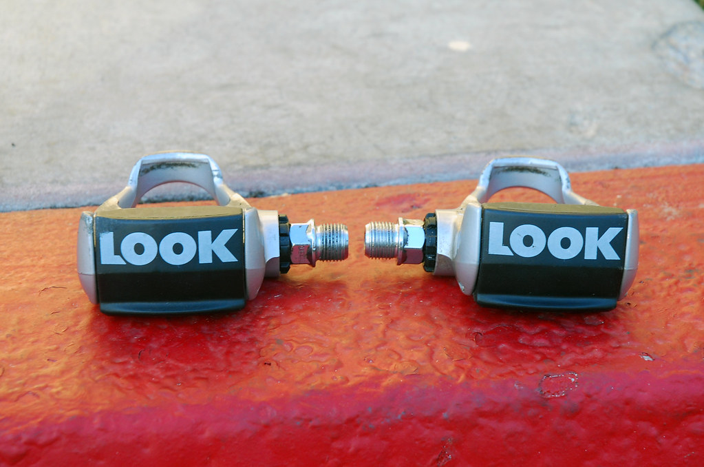 What Are Clipless Pedals? A Beginner's Guide