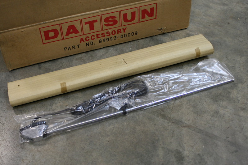 NOS Datsun AM Radio Installation Kit (510 style antenna) Datsun Parts