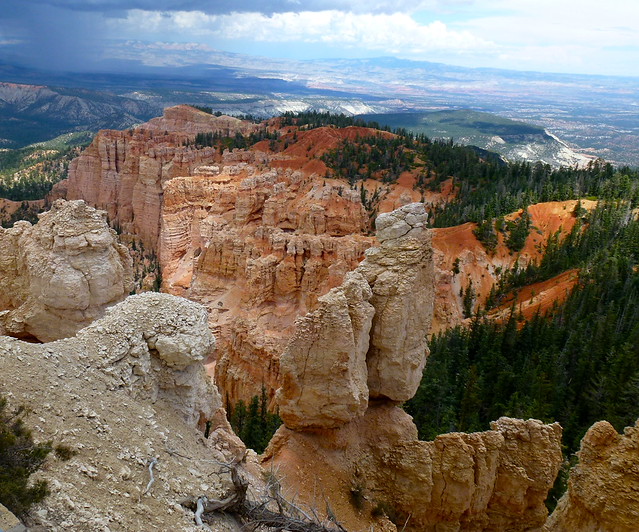 Storm Front An active weather day at Bryce Canyon National… Flickr