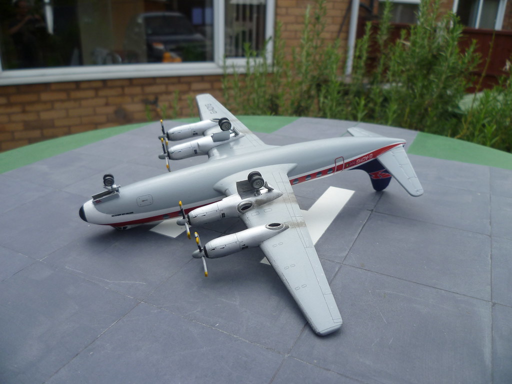 S&M Models 1/144 Vickers Viscount 800 Ready for Inspection Aircraft