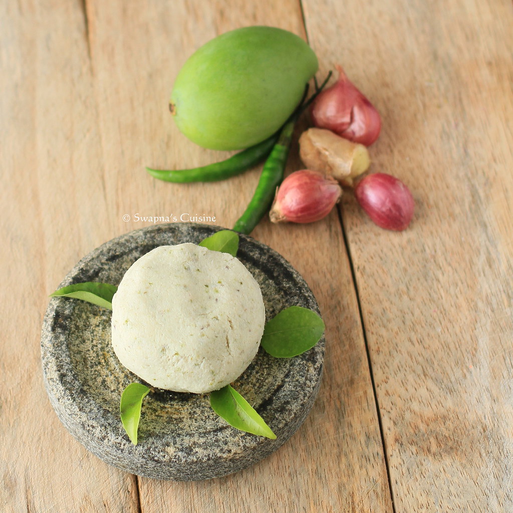 Swapna's Cuisine Pacha Manga Chammanthi / Raw Mango Chutney
