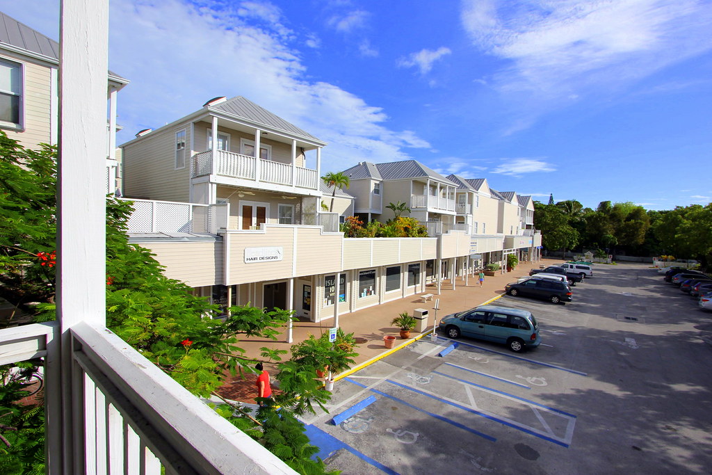 1075 Duval Street R32 Licensed to Make Money Key West