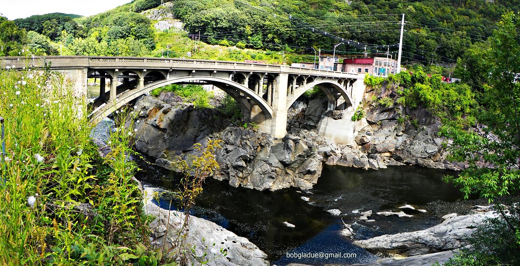 Bellows Falls Village Forest Vermont Around Guides