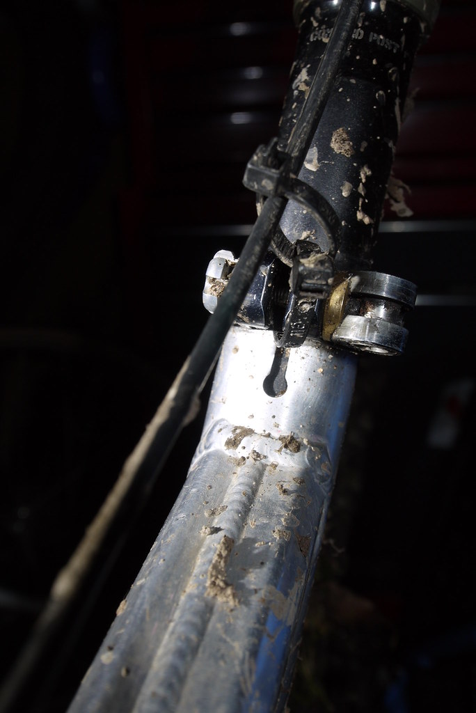 Show me your dropper post cable solutions (or help!) Singletrack