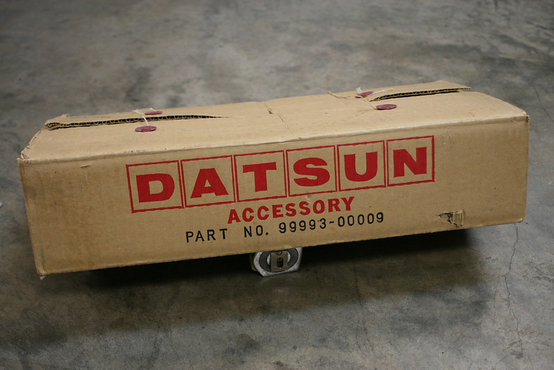 NOS Datsun AM Radio installation kit with 510 antenna The 510 Realm