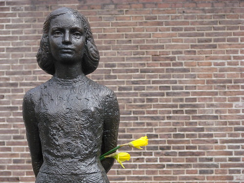 Anne Met Bloemen