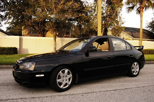 An Uncommon Stance: 2005 Hyundai Elantra - StanceWorks