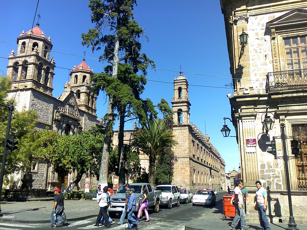 MÉXICO Morelia y Uruapan, dos bellas ciudades del estado de Michoacán