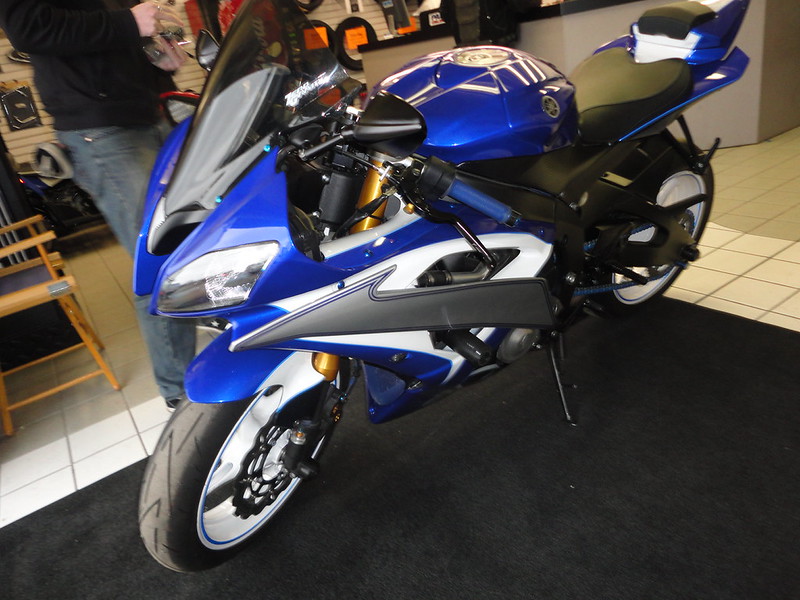 Custom 2011 R6 ZX6R Forum