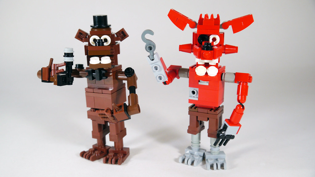 LEGO Foxy (Five Nights at Freddy's) Flickr