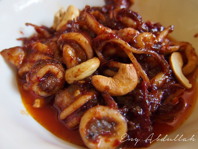 Sotong Goreng Masam Manis bersama Gajus