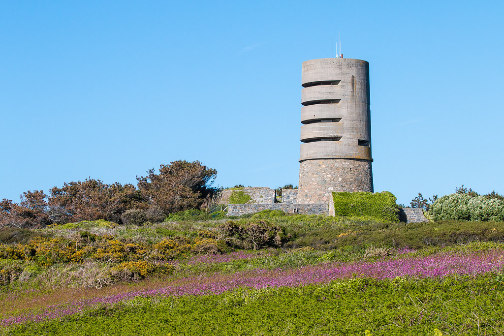 Fort Saumarez Guernsey Around Guides