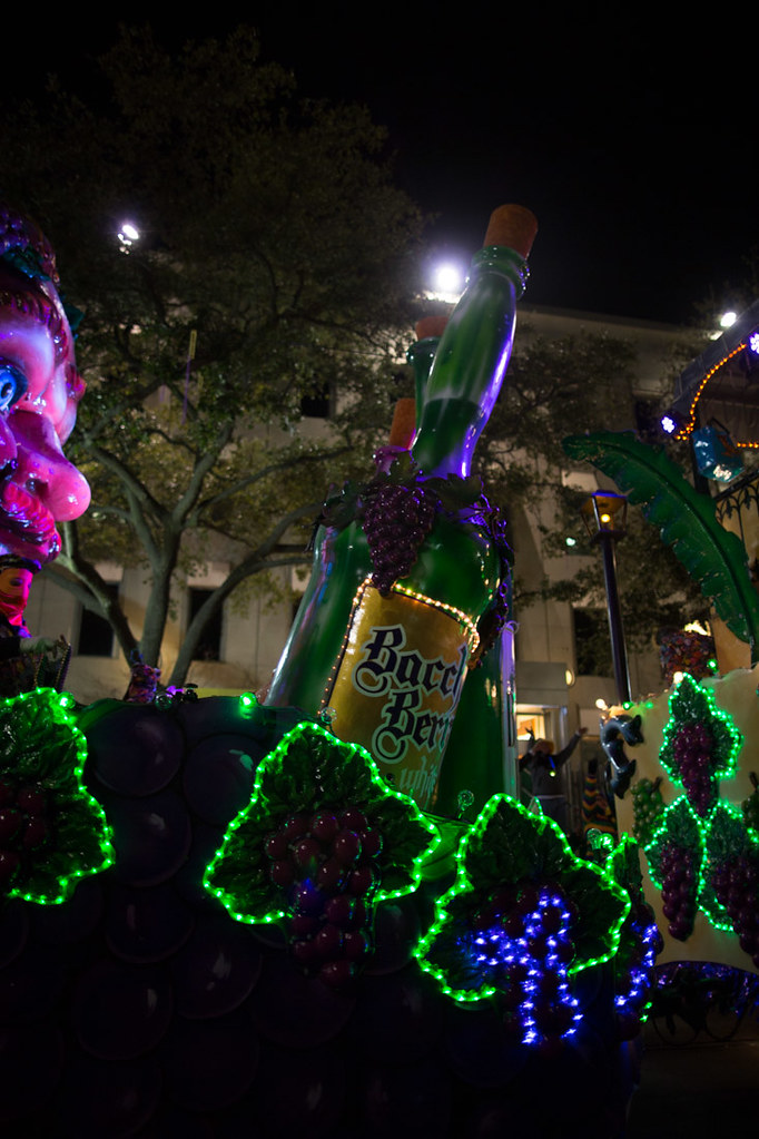 Review of Mardi Gras Grandstands Options Super NoVA Adventures