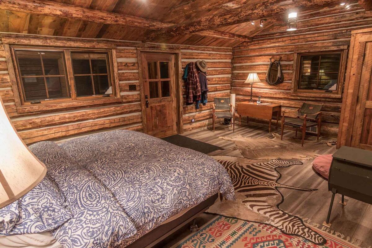 High Divide Ranch for Sale in Dell, MT Beaverhead County Farm & Ranch