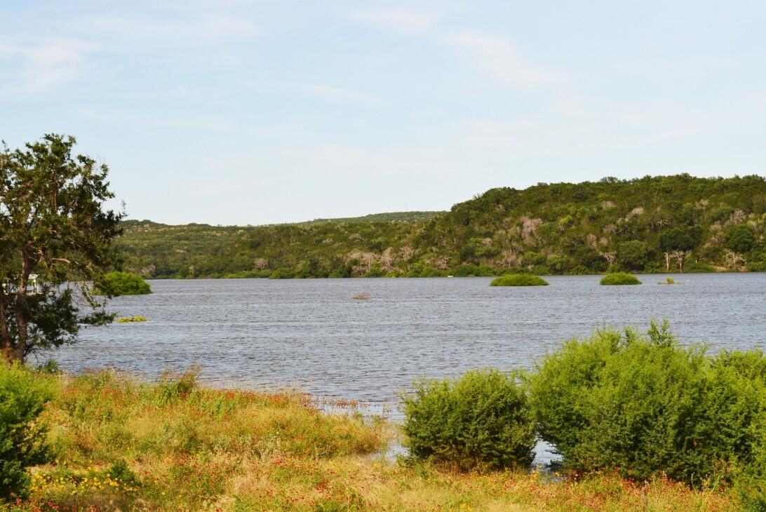 Waterfront Lot on Lake Travis for Sale in Spicewood, TX County