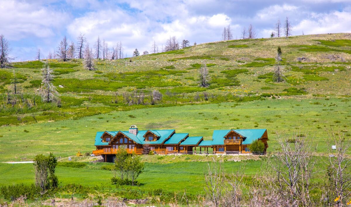 Northwest Big Country Ranch Tonasket, Washington for Sale in Tonasket