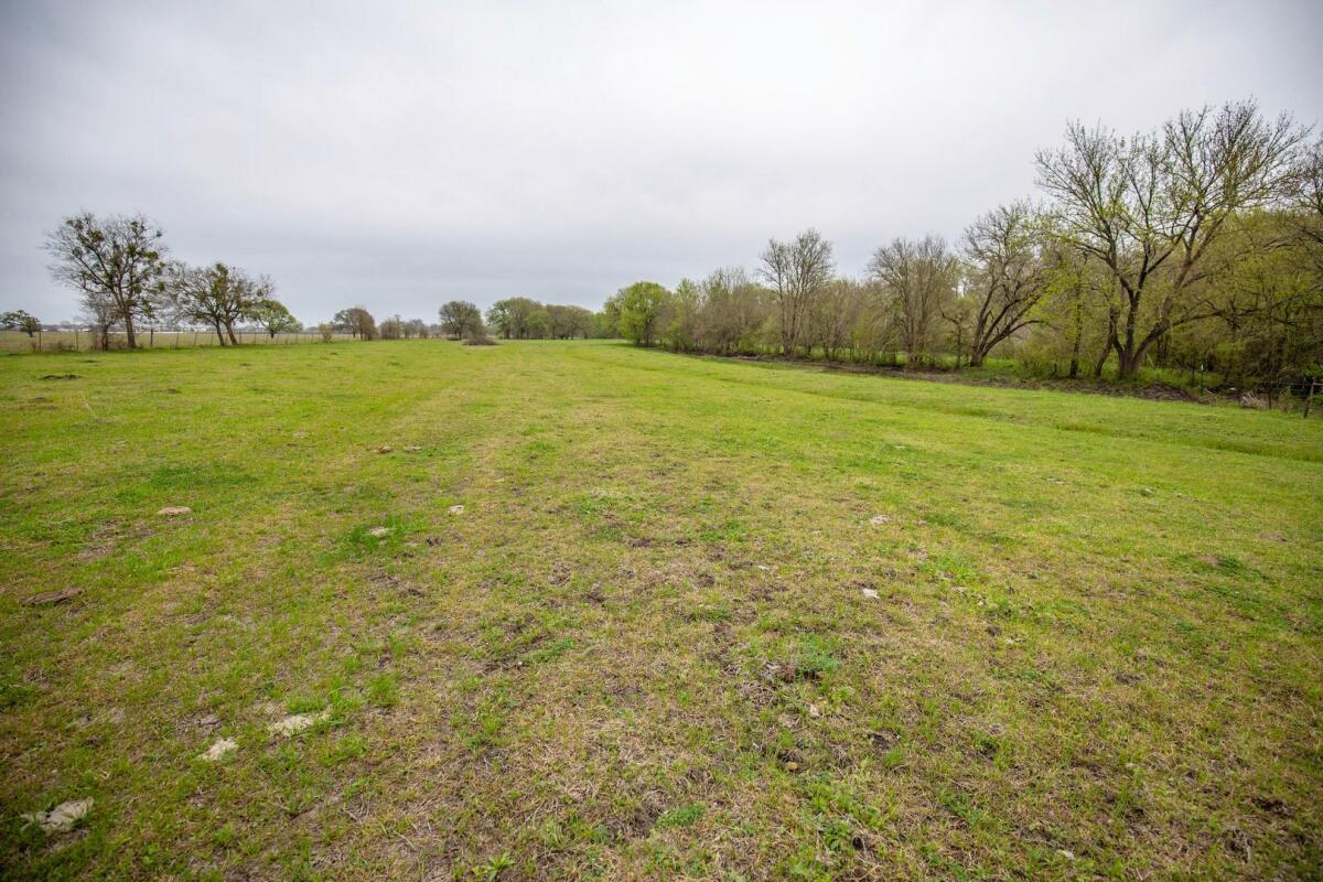 Creekfront Ag Land for Sale in Uhland, TX Hays County Farm & Ranch