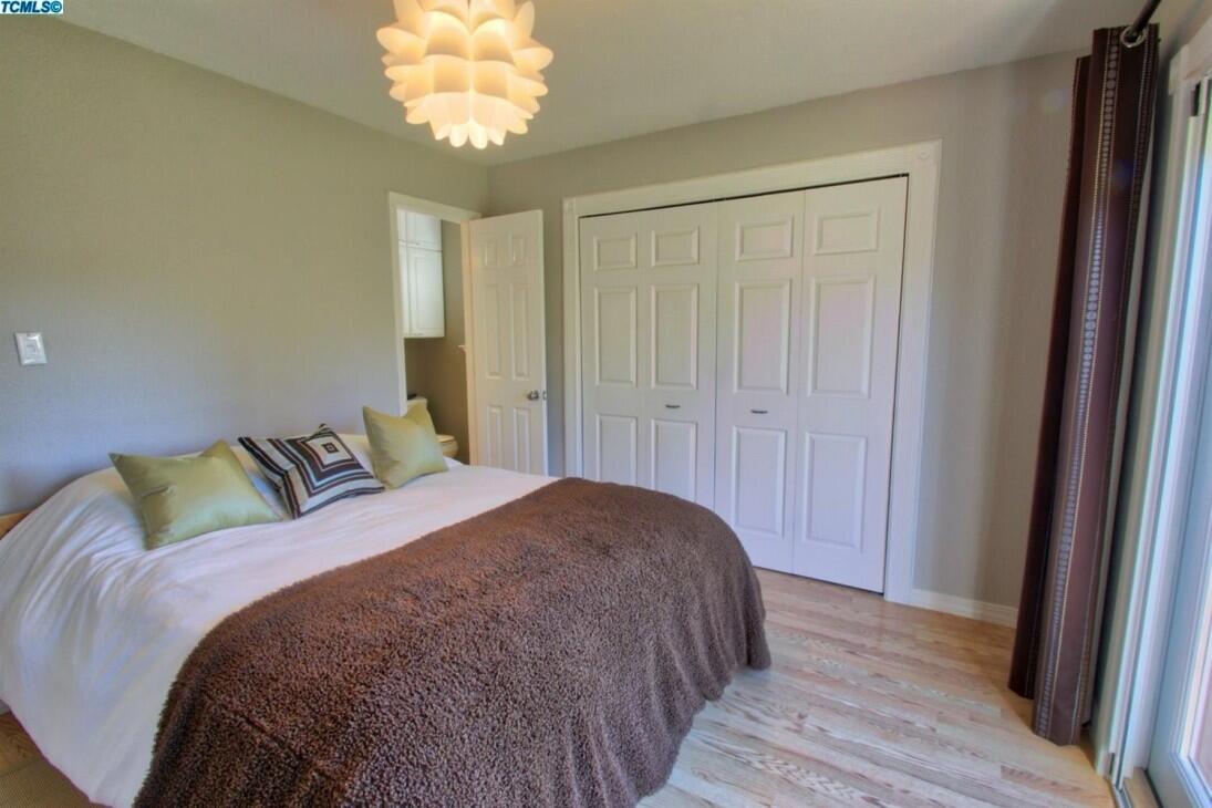 5 Acre Private Lakefront Getaway in Squaw Valley California for Sale in