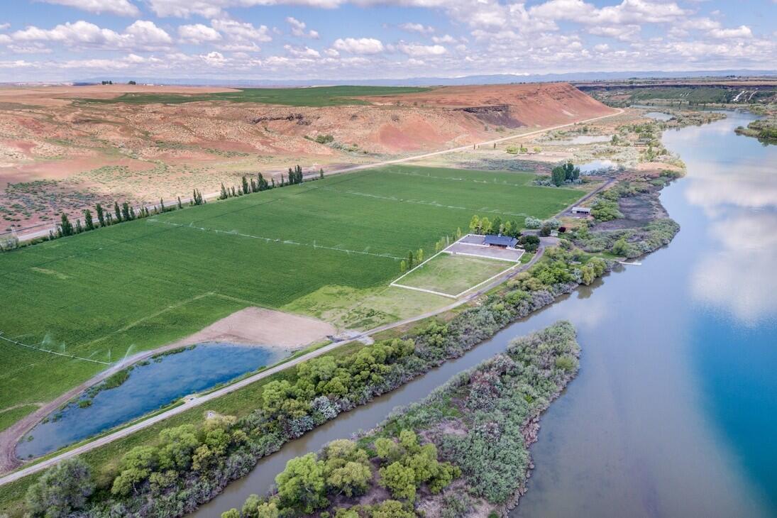 Salmon Creek Farm for Sale in Hagerman, ID Twin Falls County Farm