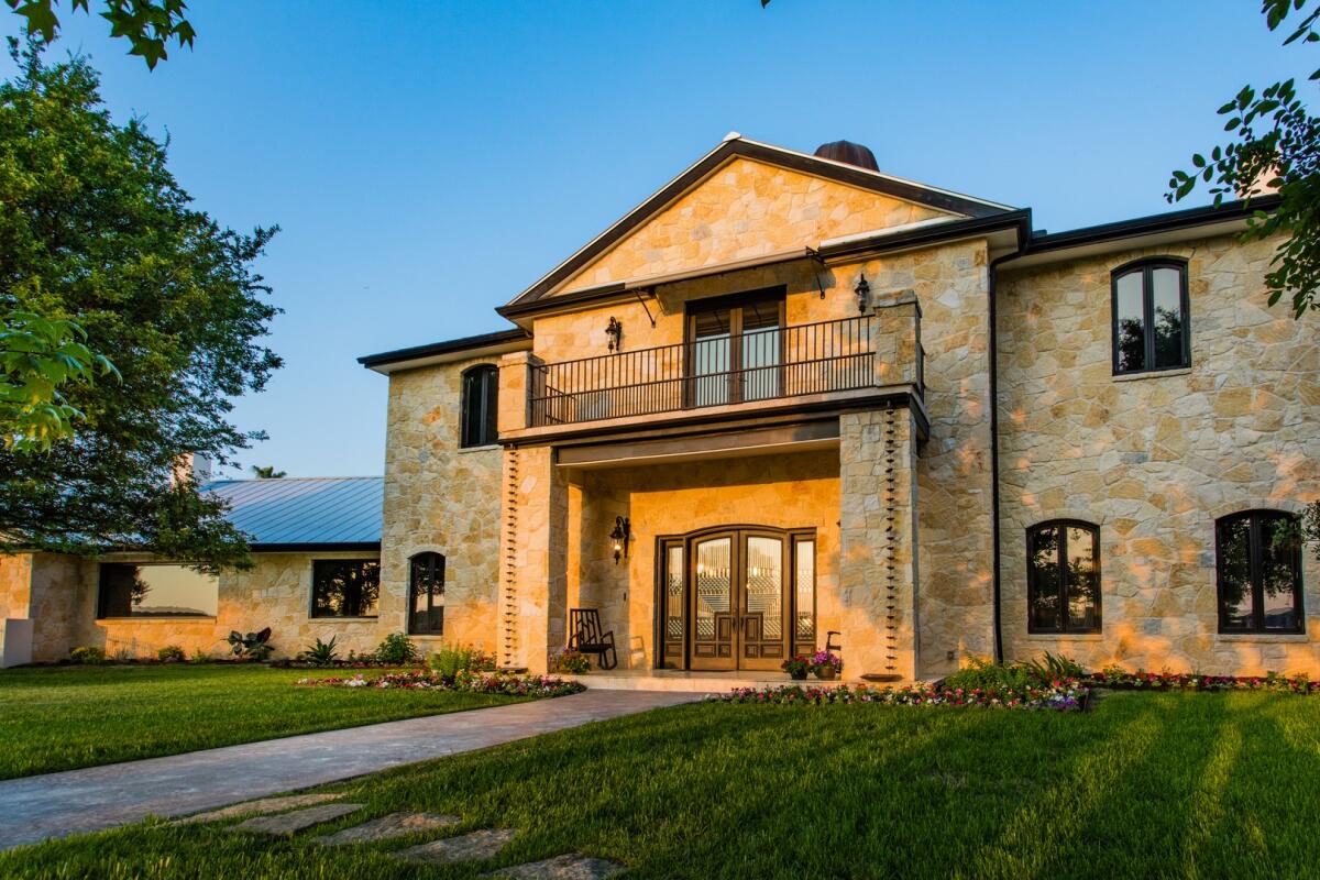 High Chaparral for Sale in Rio Medina, TX Medina County Farm & Ranch