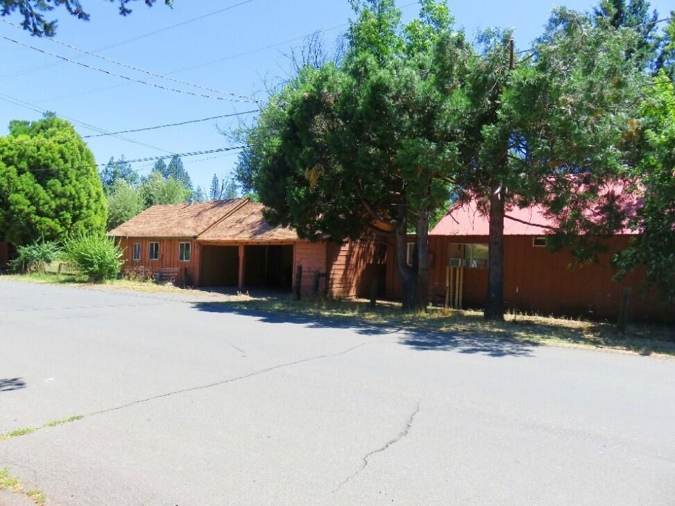 The Estes House for Sale in Burney, CA Shasta County Farm & Ranch