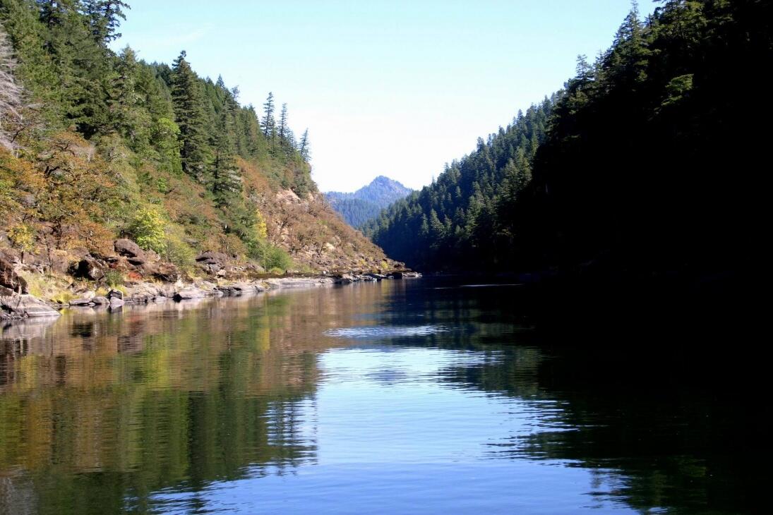 Half Moon Bar Lodge for Sale in Agness, OR Curry County Farm & Ranch