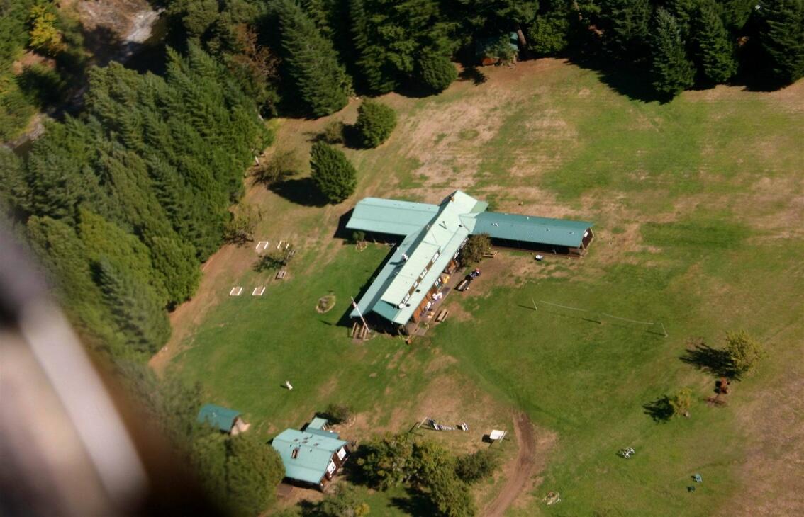 Half Moon Bar Lodge for Sale in Agness, OR Curry County Farm & Ranch