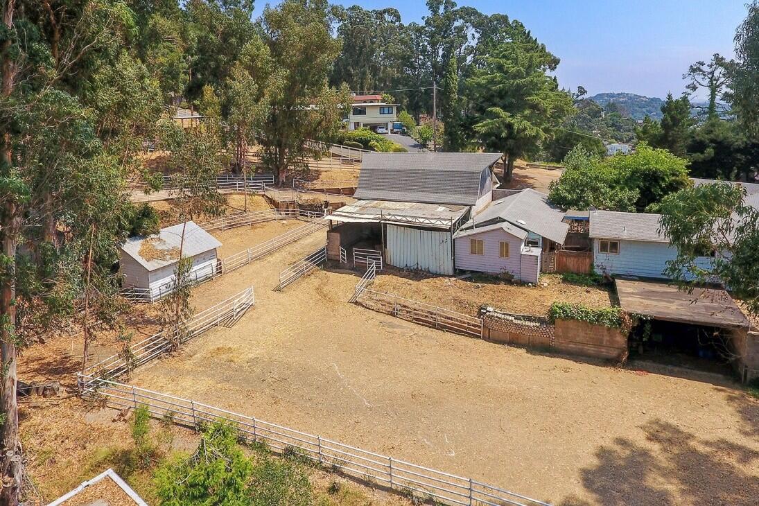 4 PARCEL EQUESTRIAN PROPERTY WITH VIEWS for Sale in Oakland, CA