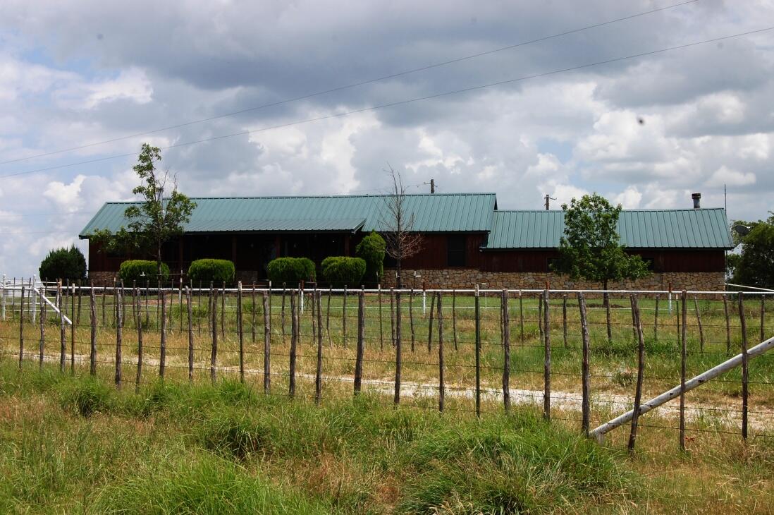 TA Ranch for Sale in Perrin Farm & Ranch