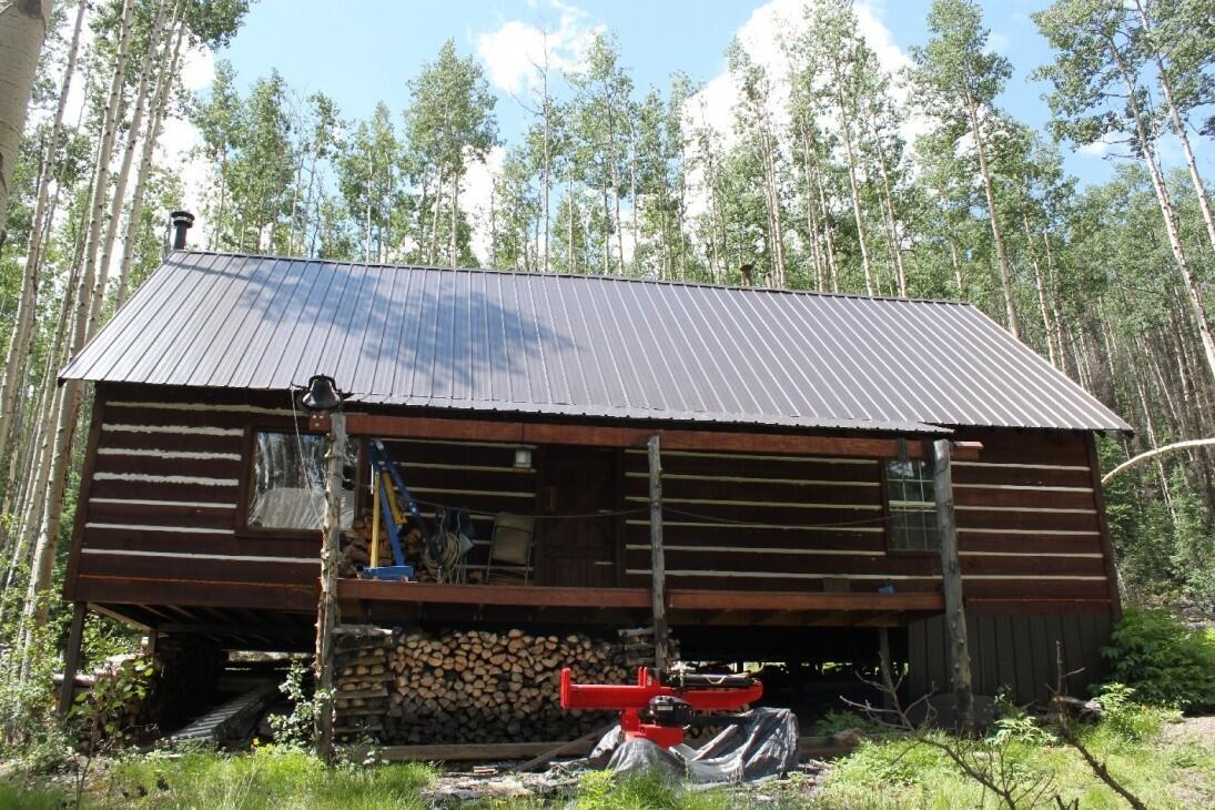 OfftheGrid Cabin on Vincent Mining Claim Creede Land for Sale