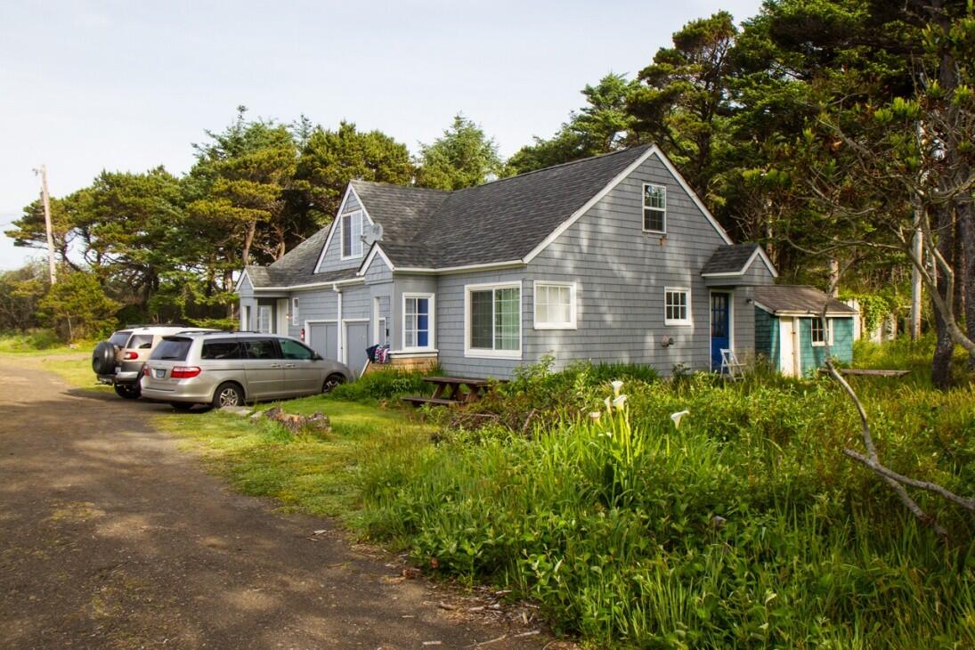 Deane's Oceanfront Lodge for Sale in Yachats, OR Lincoln County