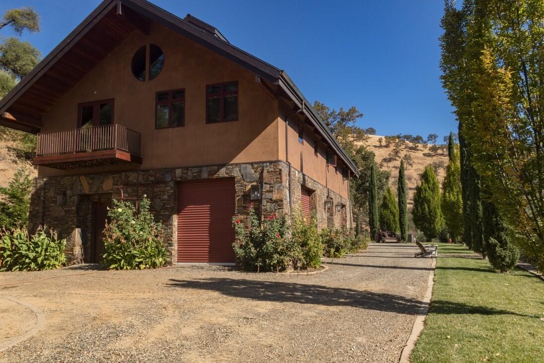 Diamond Springs Villa & Vineyard for Sale in Placerville, CA El