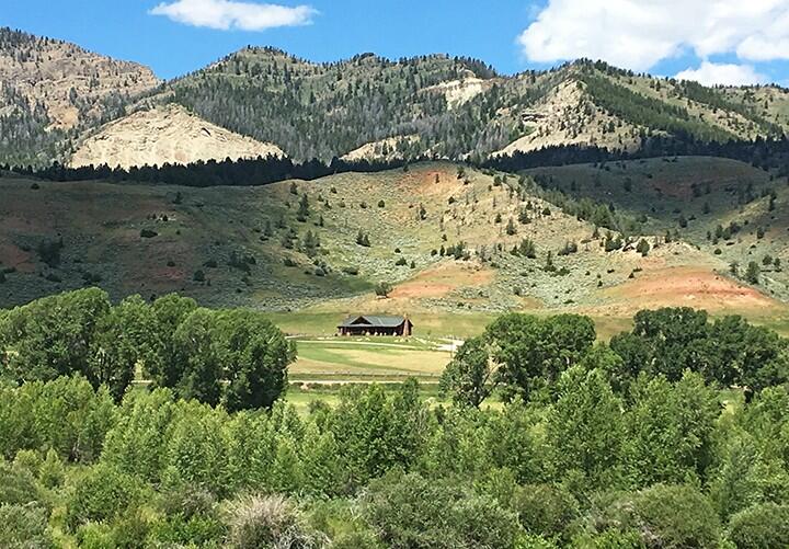 Wood River Ranch for Sale in Meeteetse Farm & Ranch