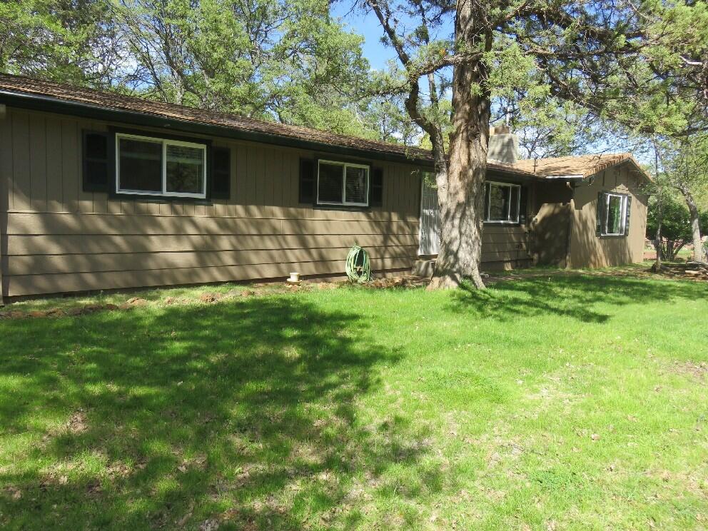 Cassel Home for Sale in Cassel, CA Shasta County Farm & Ranch