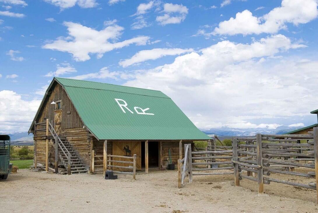 Rendezvous Ranch for Sale in Cora, WY Farm & Ranch