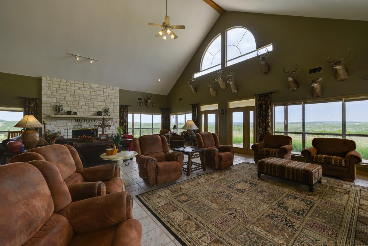 La Paloma Ranch for Sale in Lometa, TX Mills County Farm & Ranch