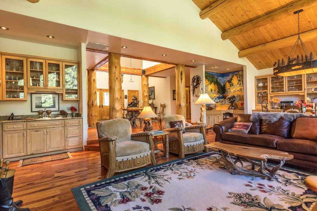 Wind River Ranch for Sale in Dubois, WY Fremont County Farm & Ranch