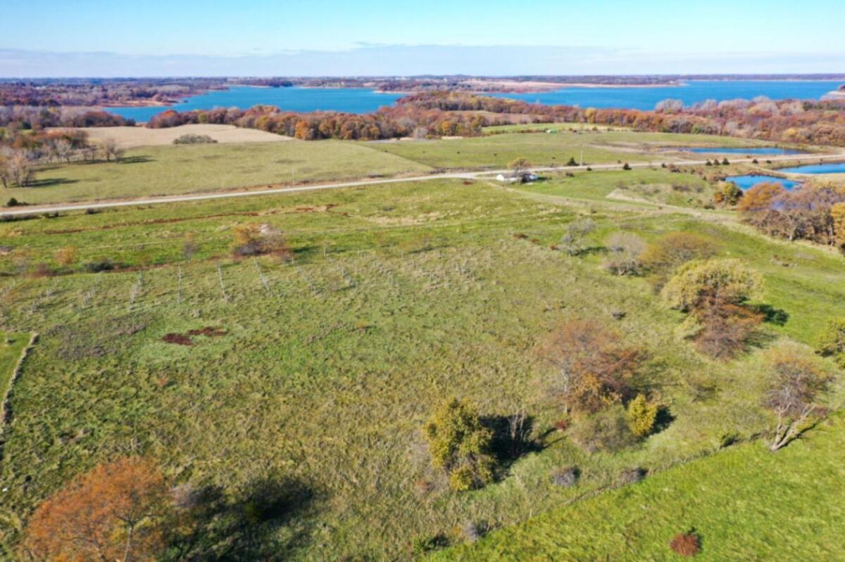 20 Acres m/l, Marion Co., Knoxville, IA Knoxville, IA Marion County