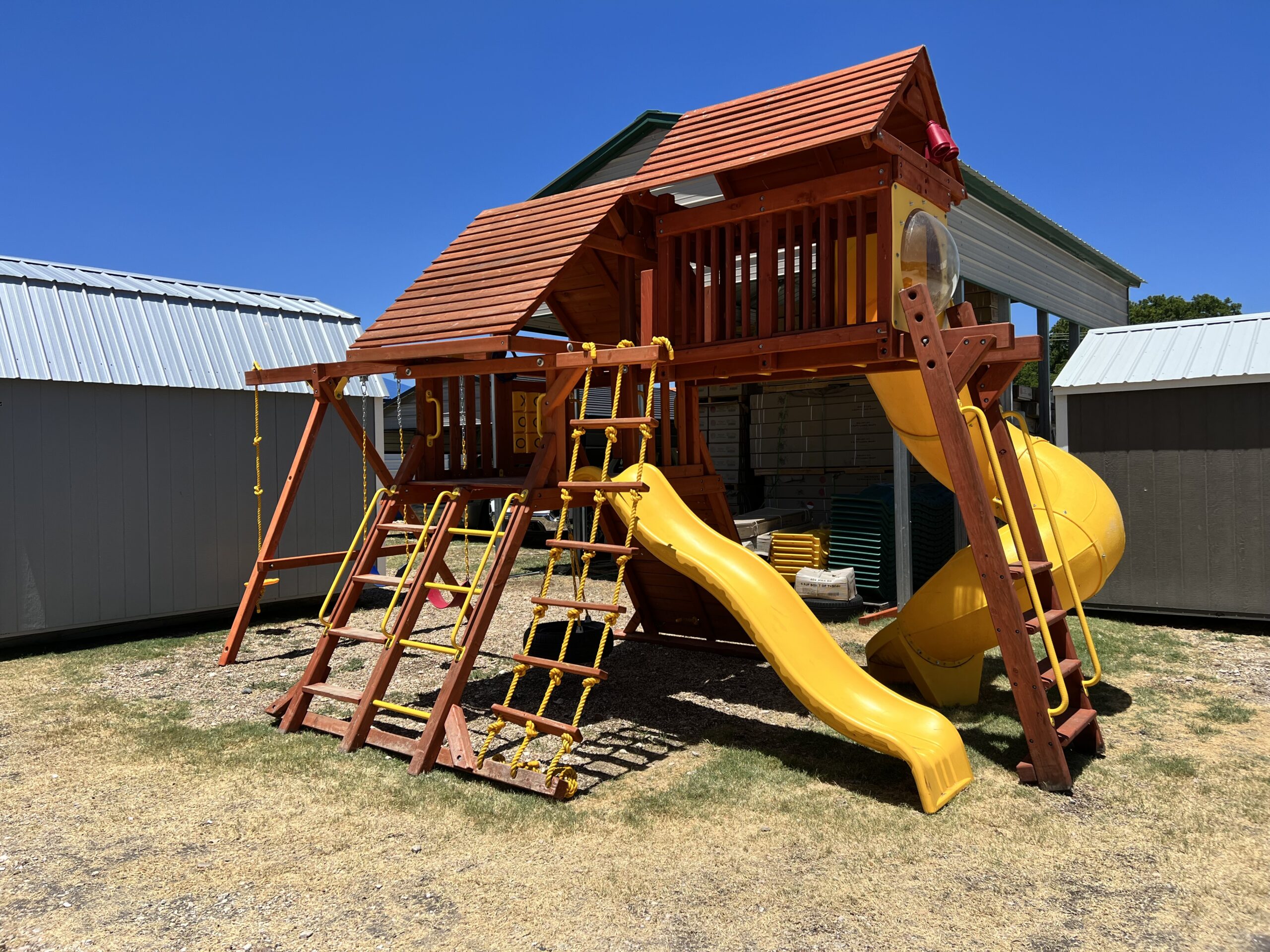 Swing Sets & Playsets FARM + YARD