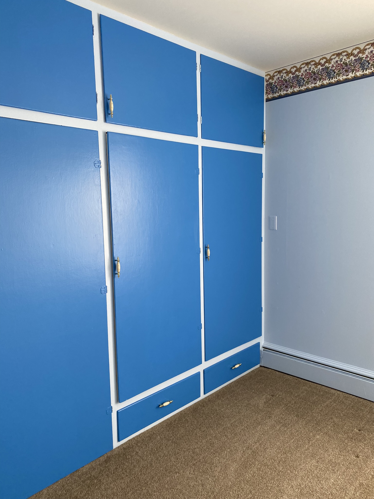 Scotts Bluff County Home & Acreage • Kraupie's Real Estate & Auctioneers