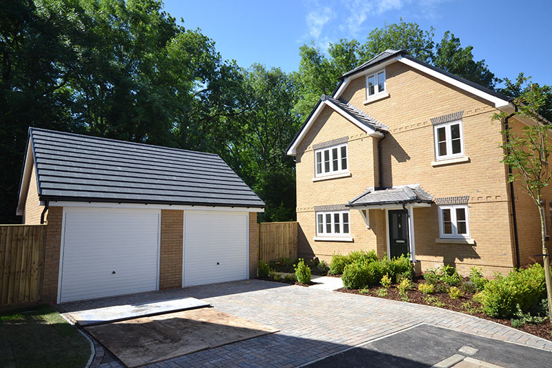 Land and new Homes Farmer & Dyer