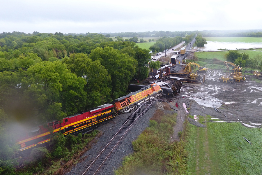 Video Workers respond to train derailment Farmersville Times